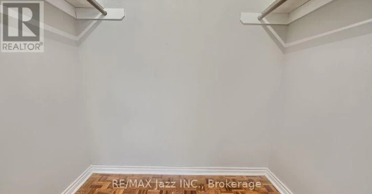 676 Mountview Place, Newmarket, ON, L3Y 3P7 - 9