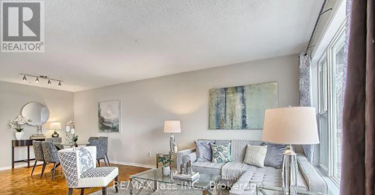 676 Mountview Place, Newmarket, ON, L3Y 3P7 - 3