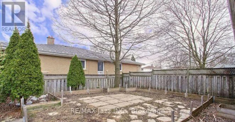 676 Mountview Place, Newmarket, ON, L3Y 3P7 - 14