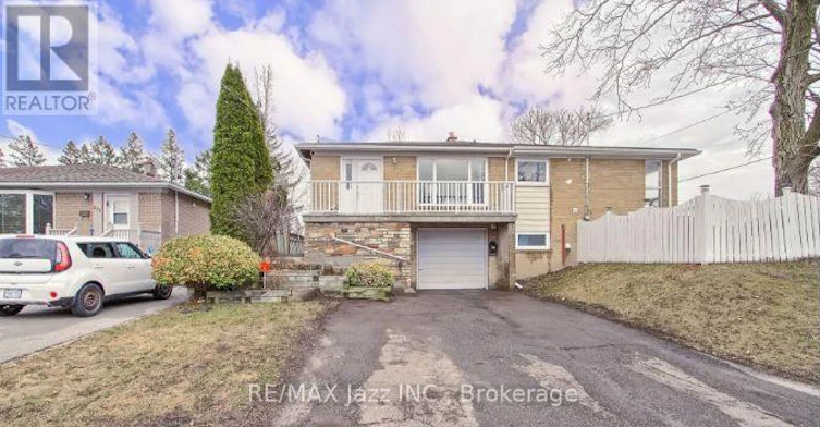 676 Mountview Place, Newmarket, ON, L3Y 3P7