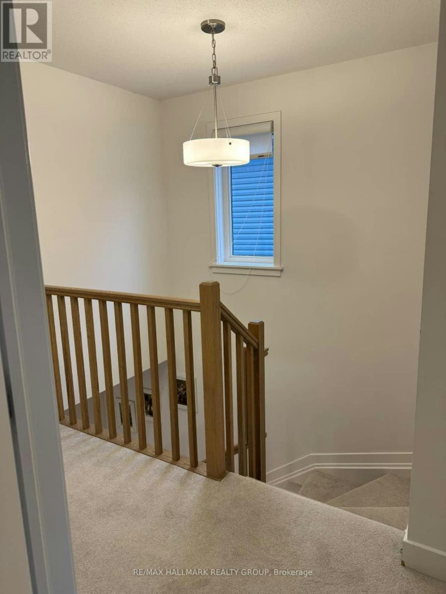 64 Heirloom Street, Ottawa, ON, K4M 0K9 - 8