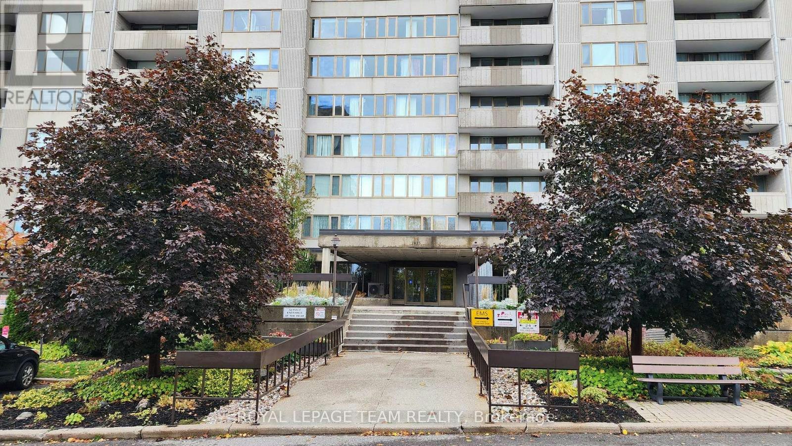 404-2625 Regina Street, Ottawa, ON, K2B 5W8 - 2
