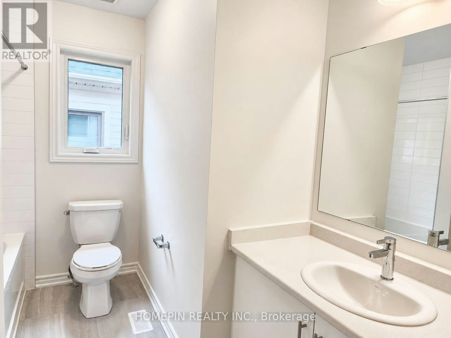 21 Phoenix Boulevard, Barrie, ON, L9S 2Z4 - 21