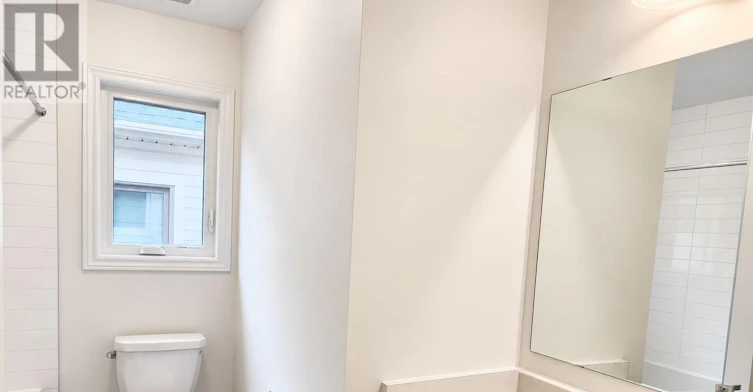 21 Phoenix Boulevard, Barrie, ON, L9S 2Z4 - 21