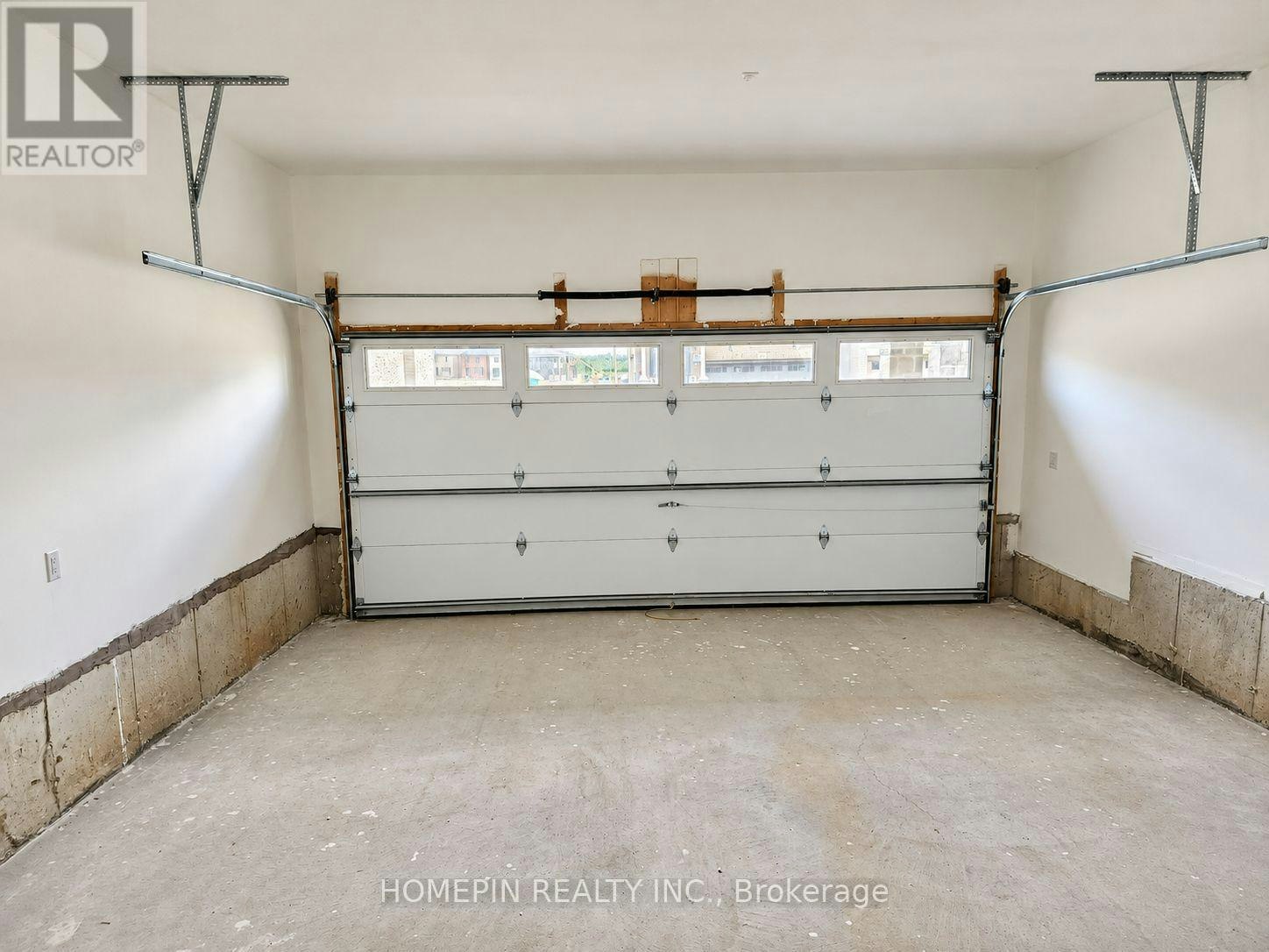 21 Phoenix Boulevard, Barrie, ON, L9S 2Z4 - 22