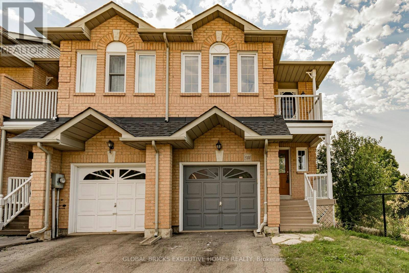 5100 Lampman Avenue, Burlington, ON, L7L 6L1 - 2