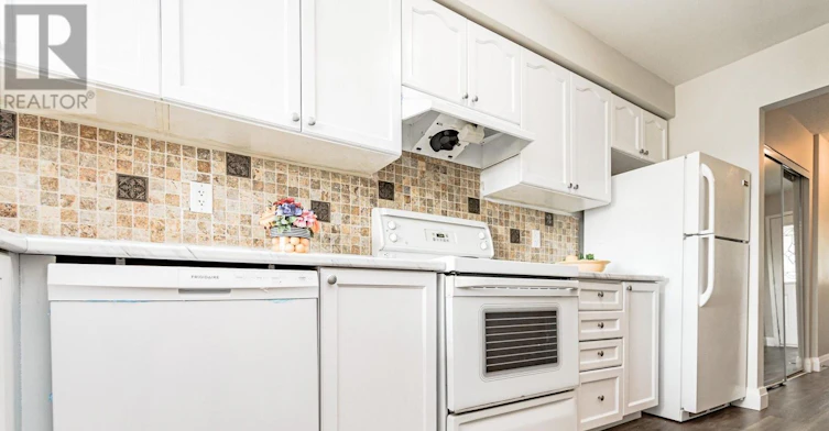 5100 Lampman Avenue, Burlington, ON, L7L 6L1 - 10