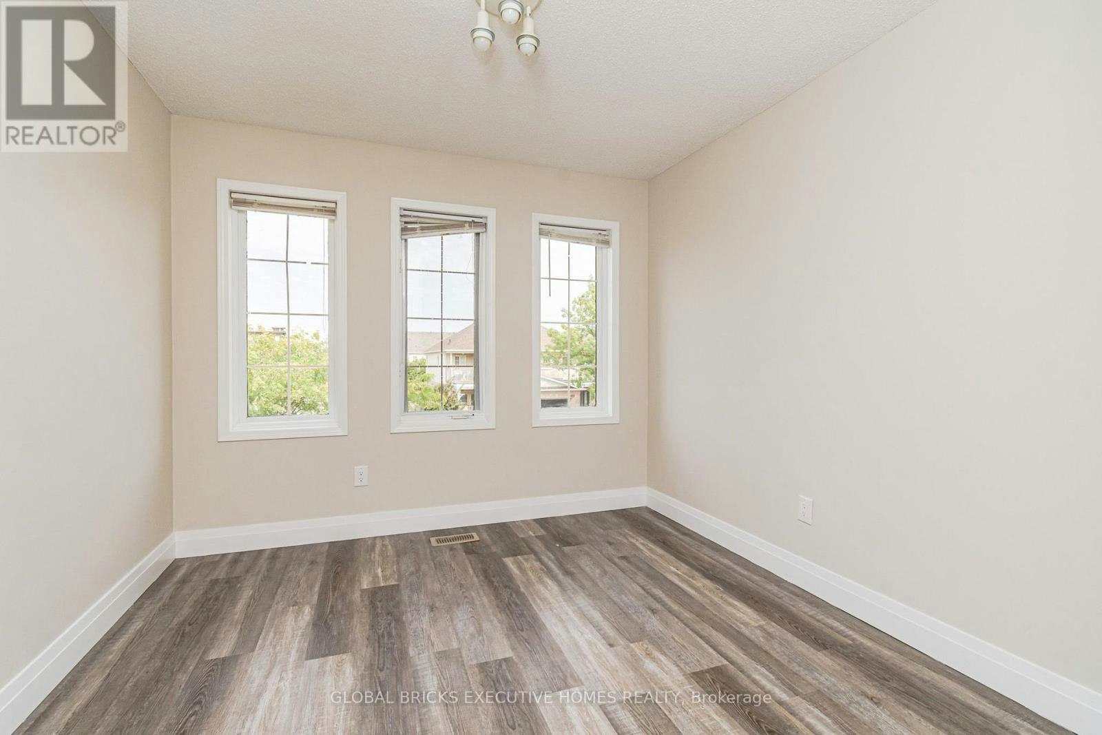 5100 Lampman Avenue, Burlington, ON, L7L 6L1 - 18
