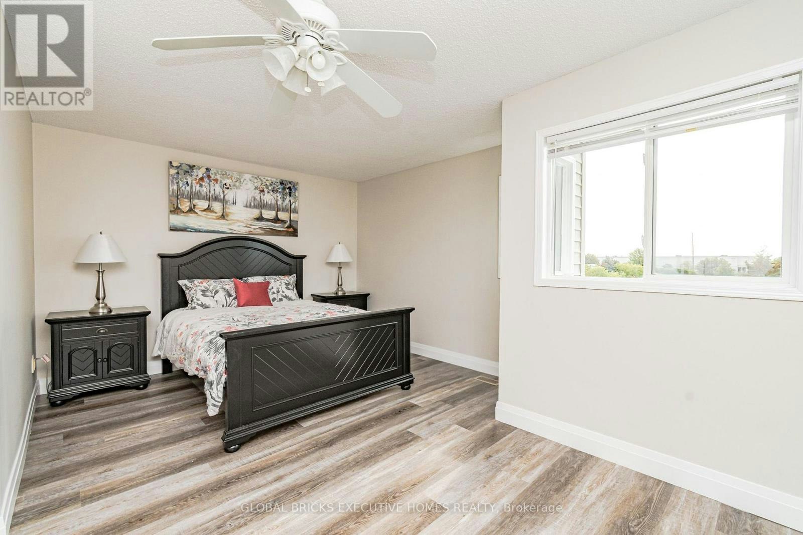 5100 Lampman Avenue, Burlington, ON, L7L 6L1 - 12