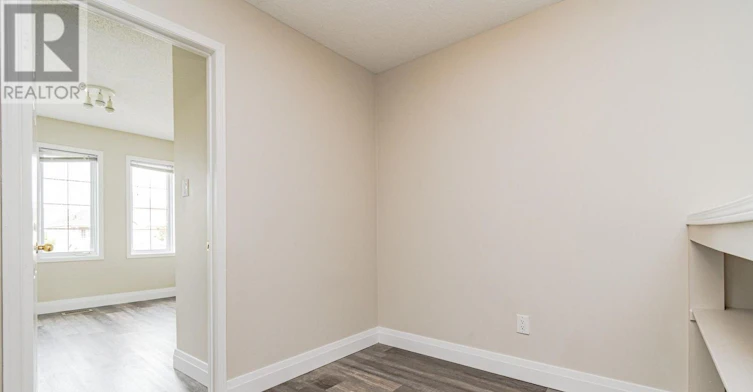 5100 Lampman Avenue, Burlington, ON, L7L 6L1 - 16