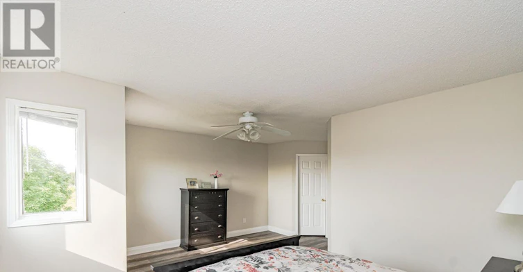 5100 Lampman Avenue, Burlington, ON, L7L 6L1 - 13