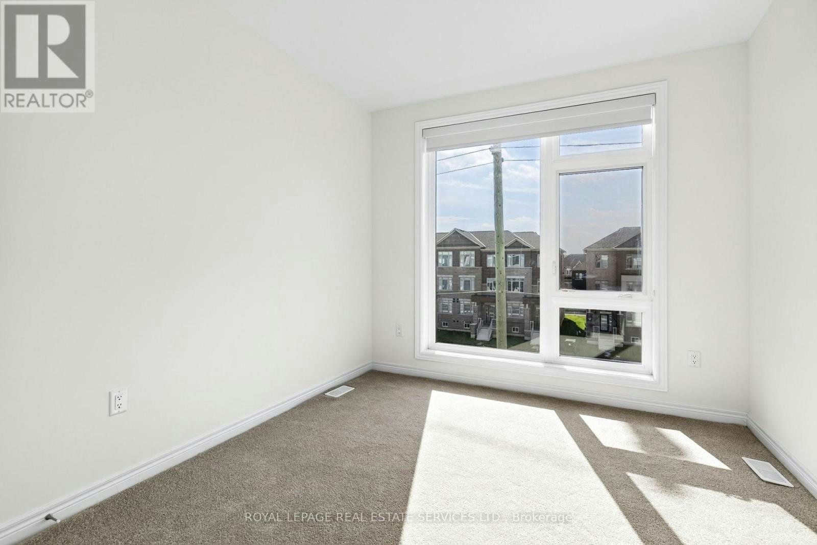 1-3203 Sixth Line, Oakville, ON, L6H 0V8 - 32