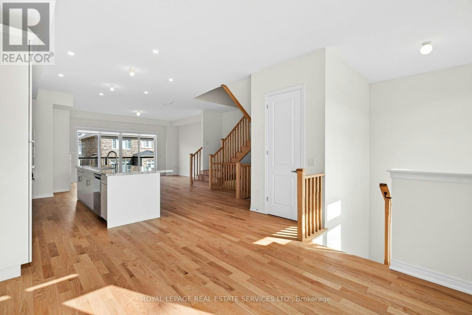 1-3203 Sixth Line, Oakville, ON, L6H 0V8 - 7