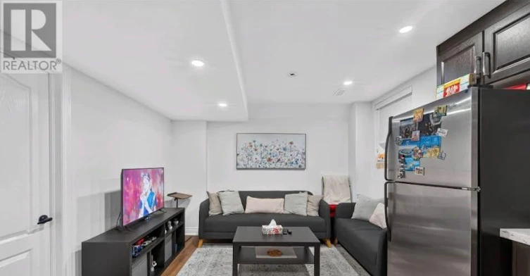BSMT-82 Humberstone Crescent, Brampton, ON, L7A 4C1