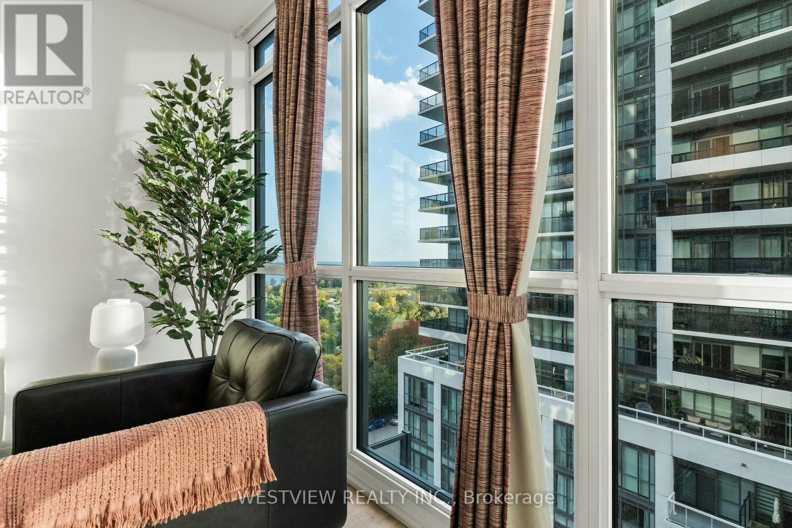 906-59 Annie Craig Drive, Toronto, ON, M8V 0C5 - 7