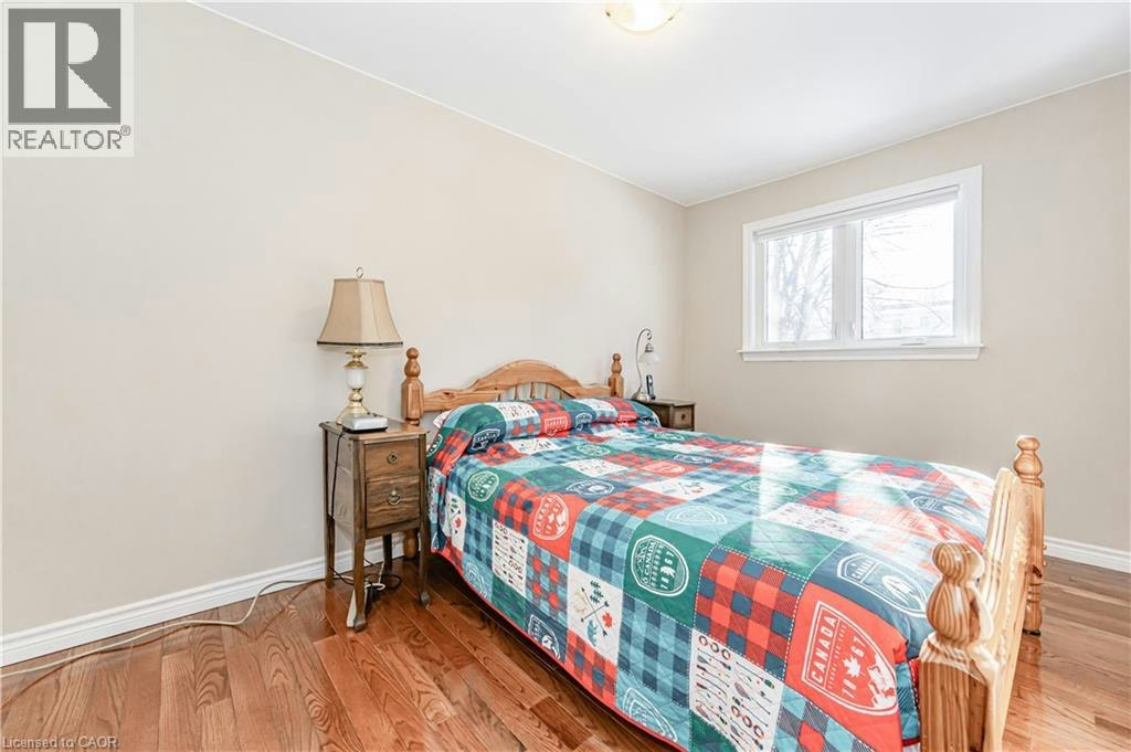 15 Greenbrook Drive, Kitchener, ON, N2M 4J5 - 15