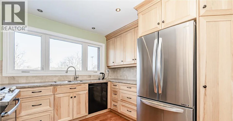 15 Greenbrook Drive, Kitchener, ON, N2M 4J5 - 10