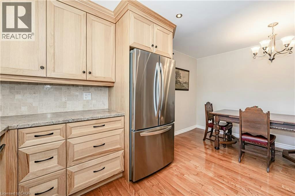 15 Greenbrook Drive, Kitchener, ON, N2M 4J5 - 11
