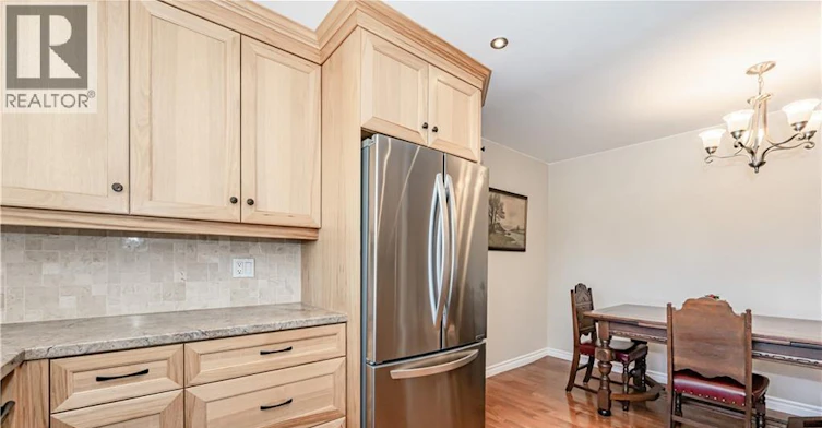 15 Greenbrook Drive, Kitchener, ON, N2M 4J5 - 11