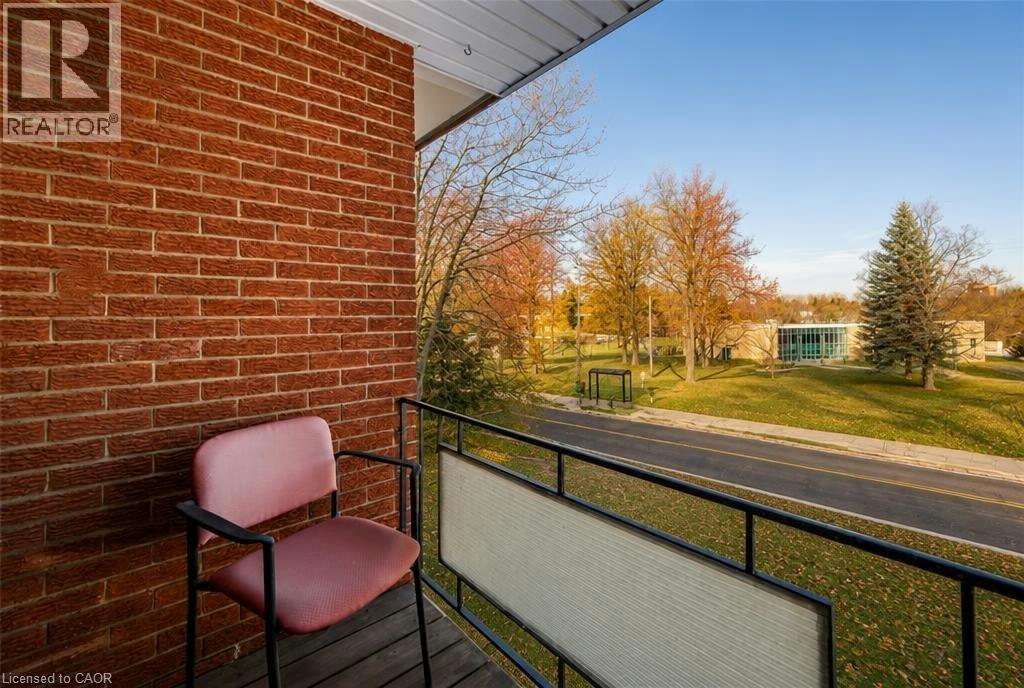 15 Greenbrook Drive, Kitchener, ON, N2M 4J5 - 21