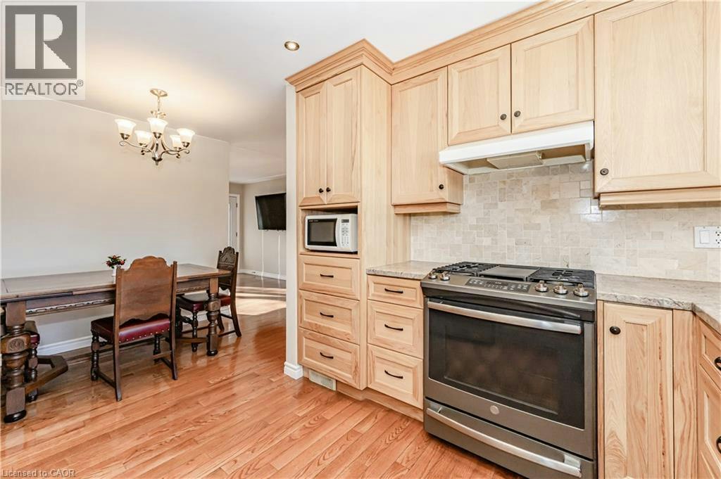 15 Greenbrook Drive, Kitchener, ON, N2M 4J5 - 12