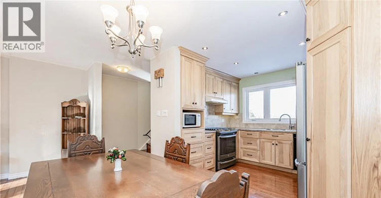 15 Greenbrook Drive, Kitchener, ON, N2M 4J5 - 8