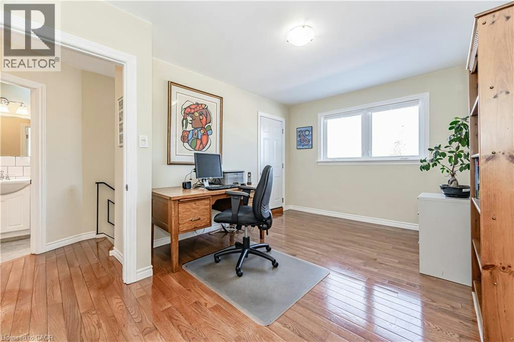 15 Greenbrook Drive, Kitchener, ON, N2M 4J5 - 19