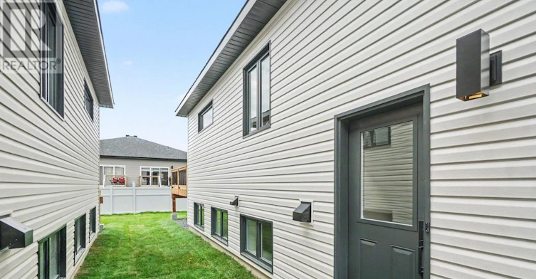 B-275 Sam Avenue, Clarence-Rockland, ON, K0A 1W0 - 2