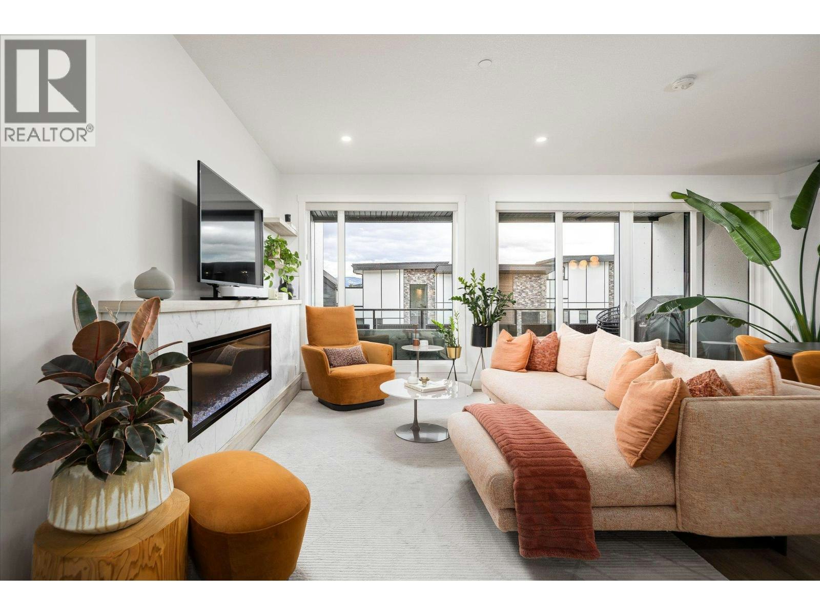 303-2735 Shannon Lake Road - 2