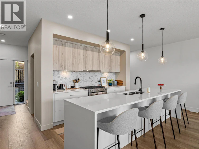 303-2735 Shannon Lake Road, West Kelowna, BC, V4T 1V6 - 3