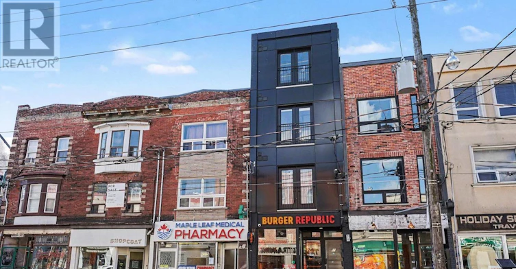 3-1171 Dundas Street, Toronto, ON, M6J 1X3