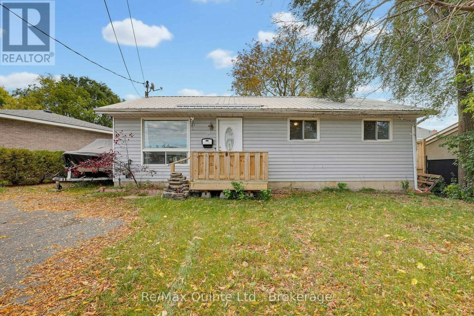 9 Mcfarland Drive, Belleville, ON, K8N 2X5