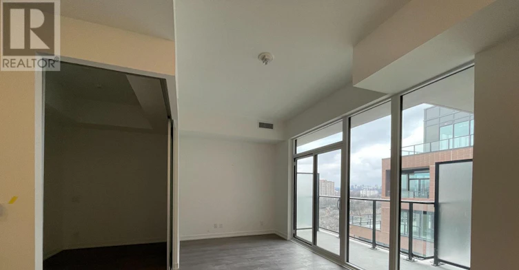 LP9-270 Dufferin Street, Toronto, ON, M6K 0H8 - 13