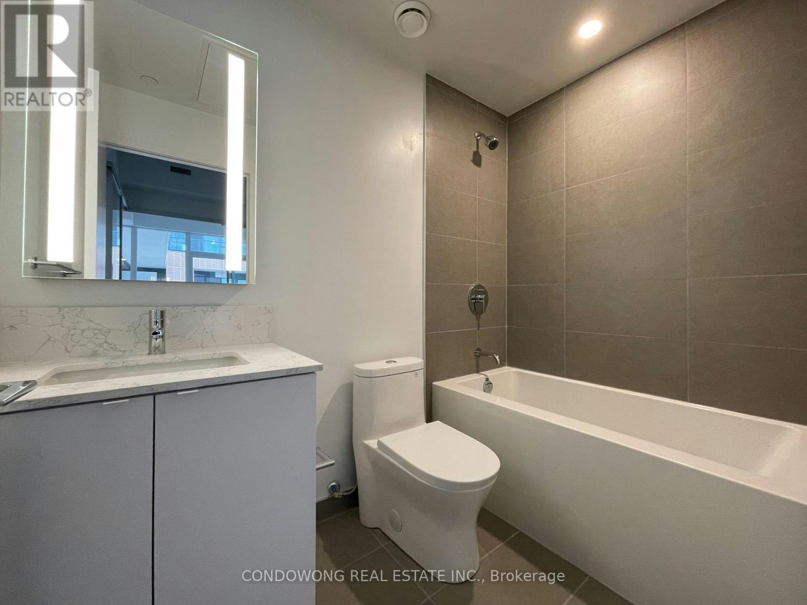 LP9-270 Dufferin Street, Toronto, ON, M6K 0H8 - 11