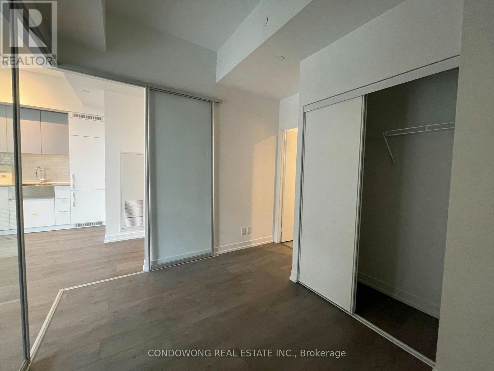 LP9-270 Dufferin Street, Toronto, ON, M6K 0H8 - 12