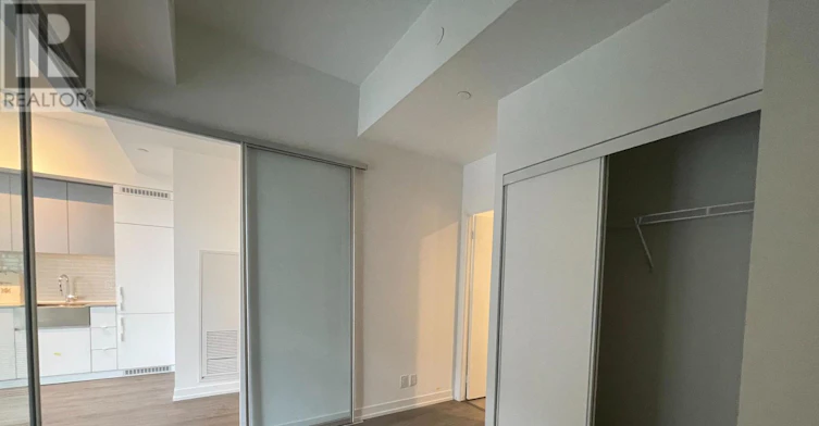 LP9-270 Dufferin Street, Toronto, ON, M6K 0H8 - 12