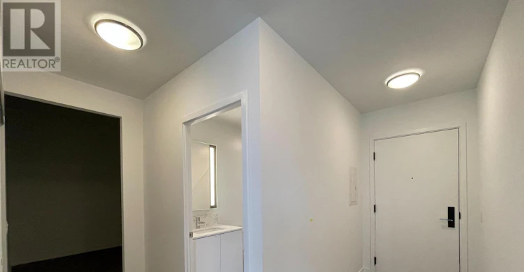 LP9-270 Dufferin Street, Toronto, ON, M6K 0H8 - 2