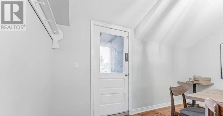UPPER-17277 Old Main Street, Caledon, ON, L7K 0E5 - 4