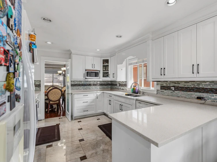 14120 88a Avenue, Surrey, BC, V3V 7W5 - 7