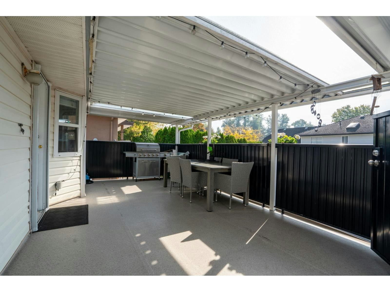14120 88a Avenue, Surrey, BC, V3V 7W5 - 23