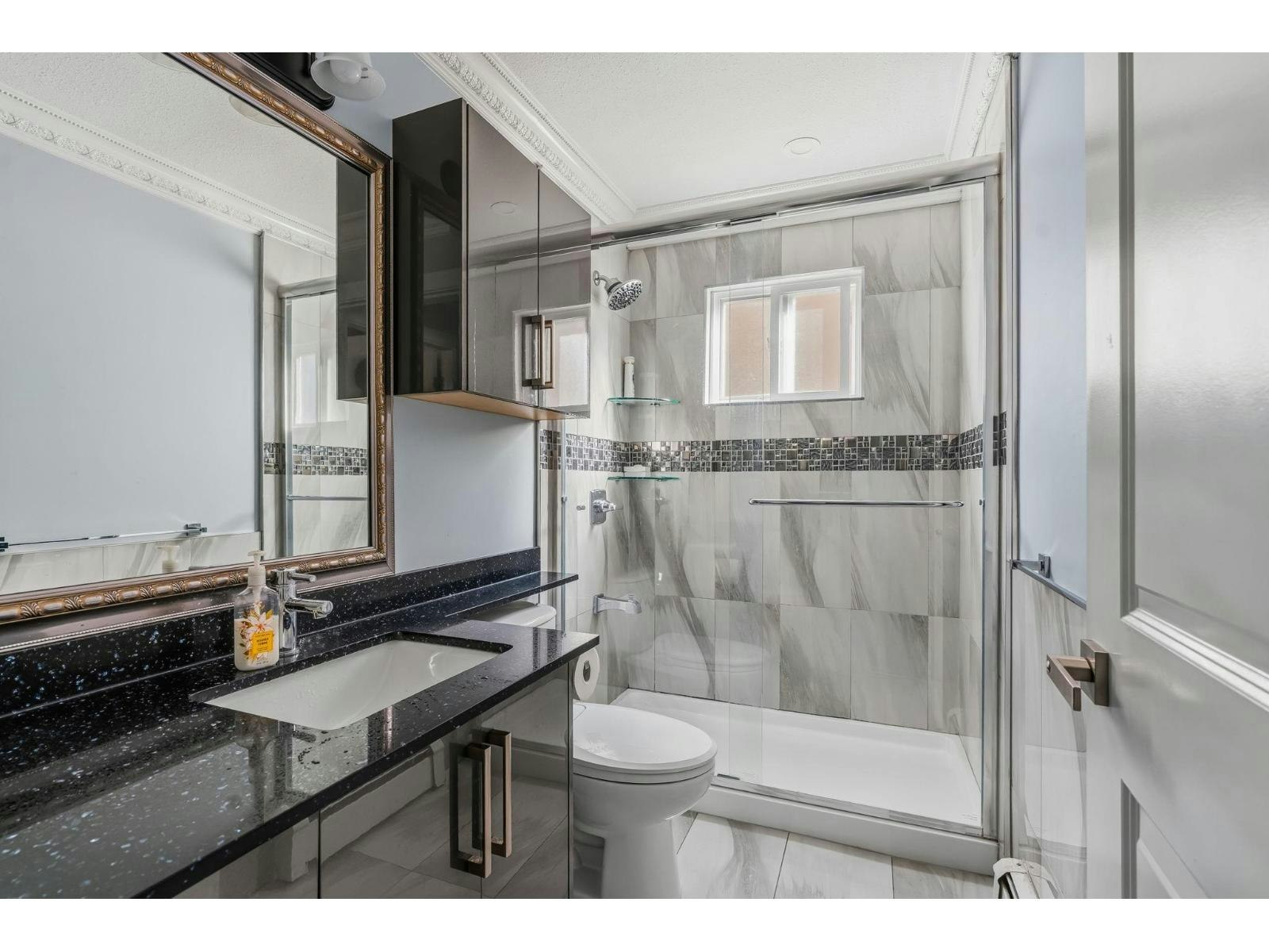 14120 88a Avenue, Surrey, BC, V3V 7W5 - 17