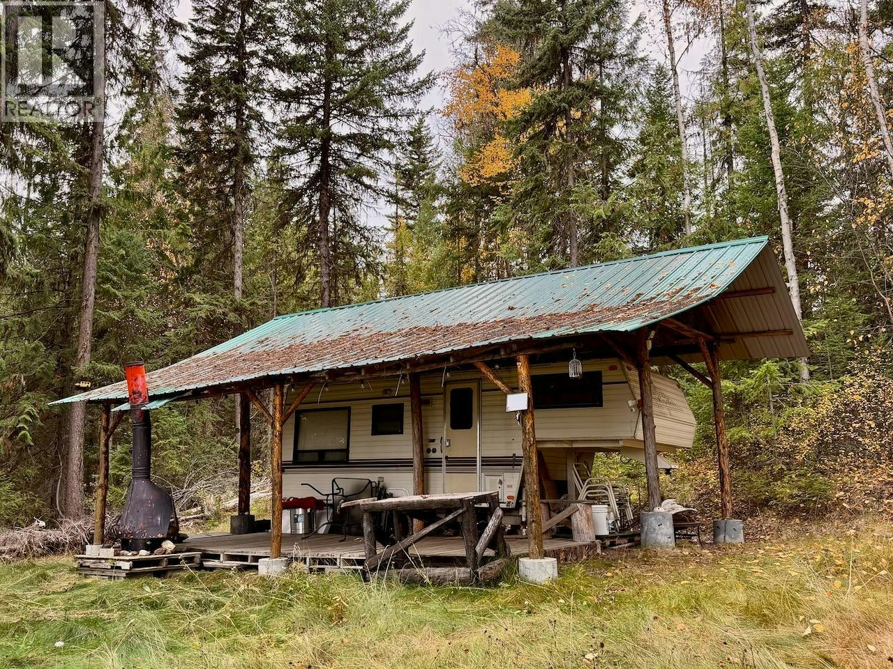 3611 Canim Place, Canim Lake, BC, V0K 1L0 - 6
