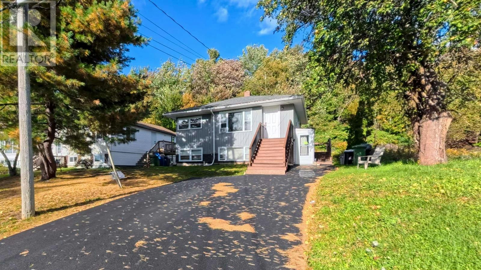 23 Mountain Avenue, Dartmouth, NS, B2X 1E9