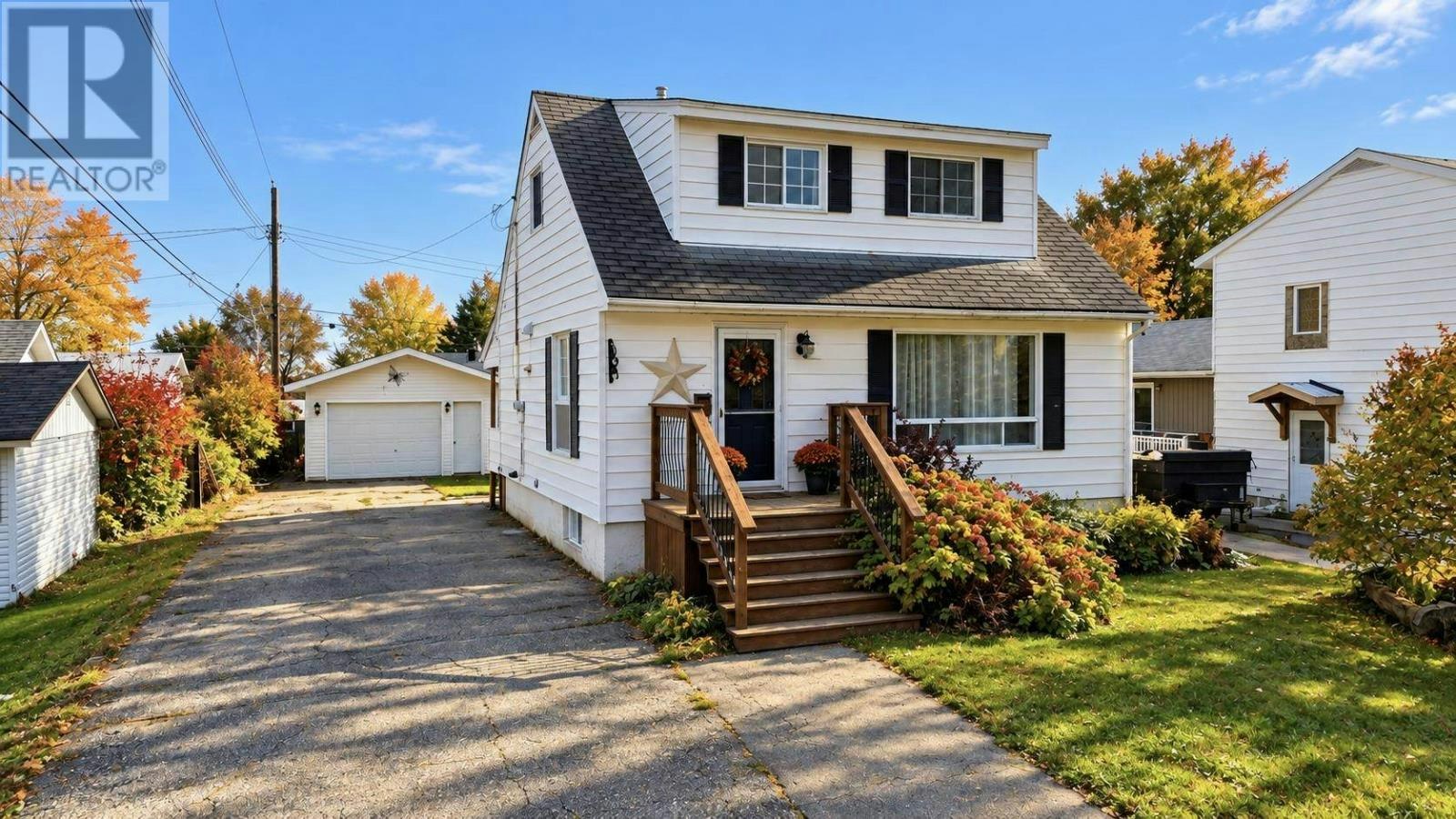 114 Hirshhorn Avenue, Elliot Lake, ON, P5A 1P4