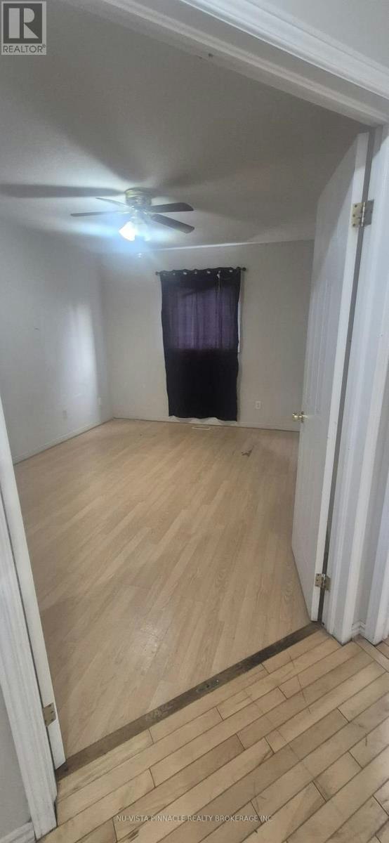 MAIN-963 Prosperity Court, London, ON, N5V 5C7 - 6