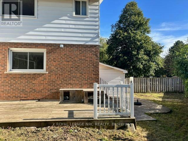 4227 Briarwood Avenue, Niagara Falls, ON, L2E 6Z1 - 2