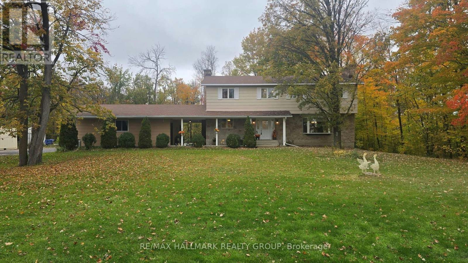 860 Munro Drive, Braeside, ON, K7S 3G8