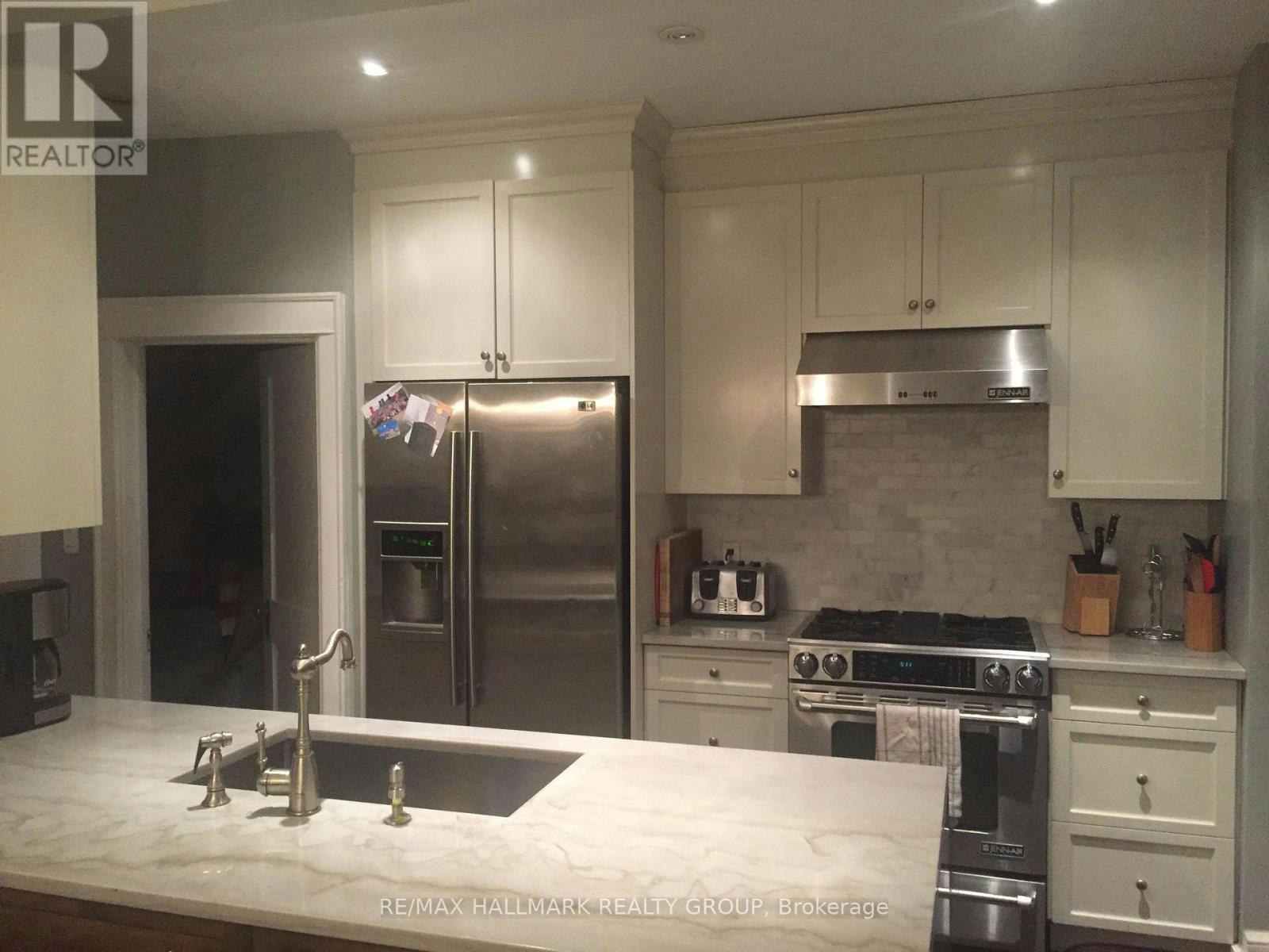 192 Bayswater Avenue, Ottawa, ON, K1Y 2G6 - 4