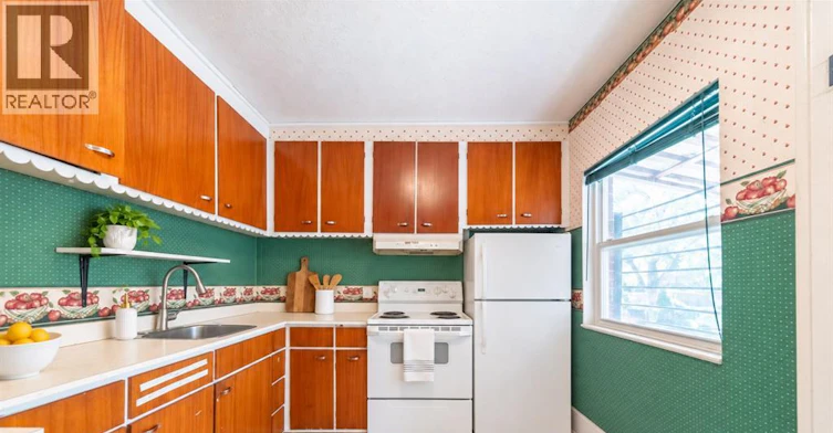 2137 York Street, Windsor, ON, N8X 1W8 - 7