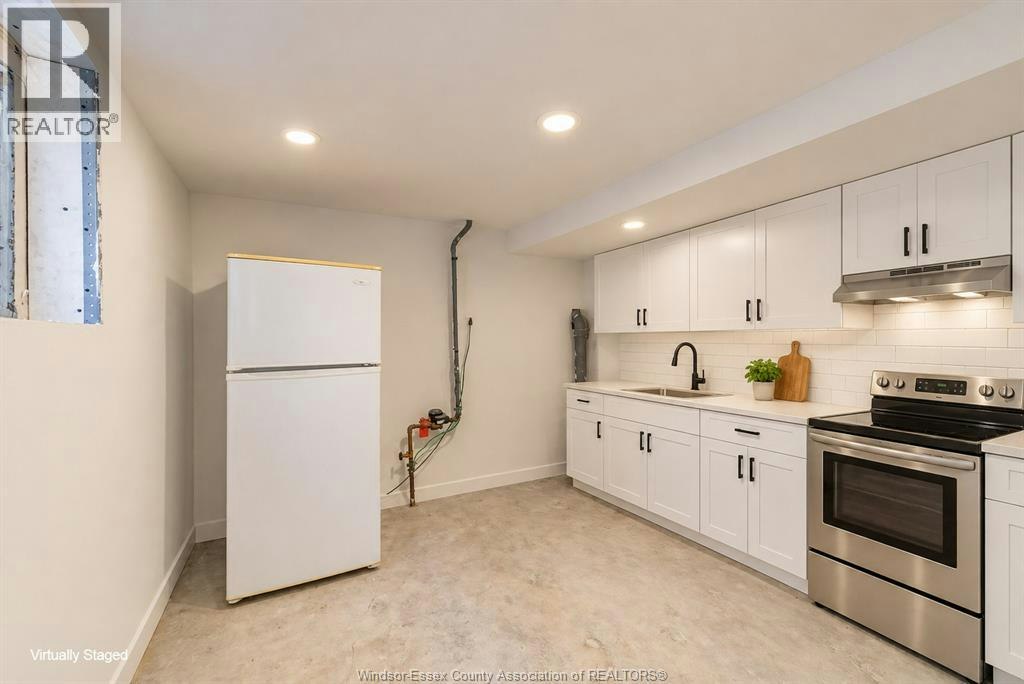 2137 York Street, Windsor, ON, N8X 1W8 - 13